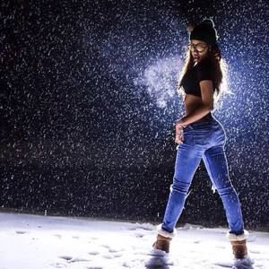 Meet your Posher, Donnisha